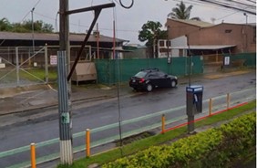 Parada temporal al costado sur de Plaza Vivo Los Yoses.